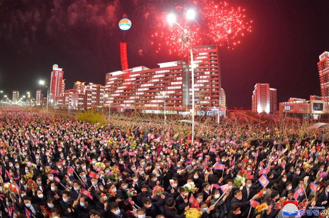 Konačno: 10.000 novih – Severna Koreja slavi FOTO