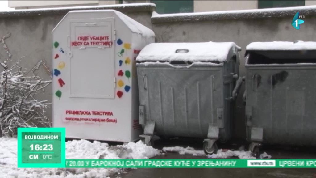 Kontejneri za reciklažu tekstila u Inđiji