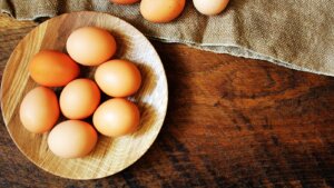 Konzumacija jaja može da pomogne u prevenciji osteoporoze, ali koliko komada pojesti dnevno