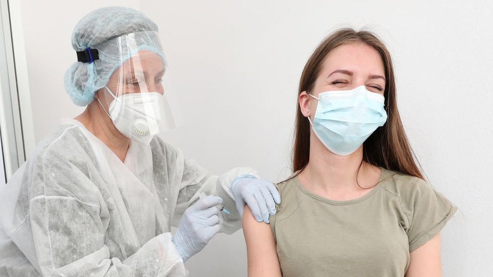 Korona virus: Oko 2,7 miliona ljudi dobilo prvu dozu vakcine u Srbiji, Evropa strahuje od Delta soja