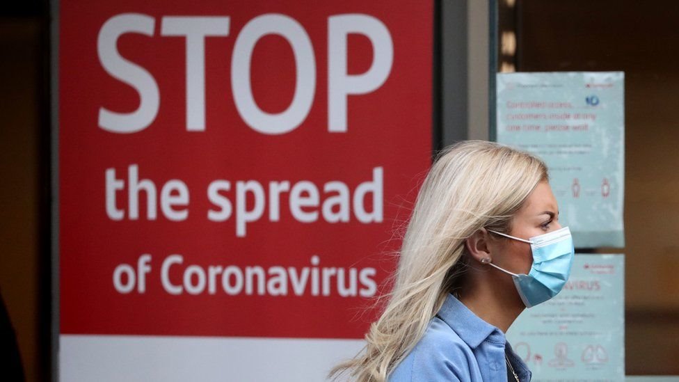 Korona virus: U Srbiji se očekuje više zaražene dece zbog polaska u školu, premijerka Novog Zelanda odložila venčanje