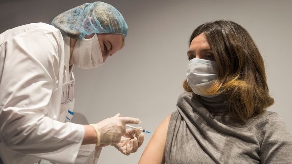 Korona virus: U Srbiji vakcinacija na 300 punktova širom zemlje – svet pred „moralnim posrnućem”, kaže SZO