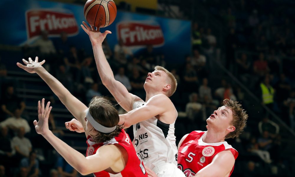 Košarkaši Partizana ubedljivom pobedom počeli pripreme