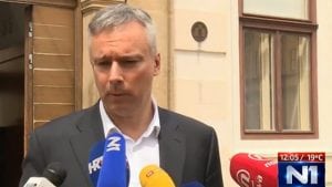 Kosor: Hrvatska vlast da oceni Vučićeve izjave o Miloševiću