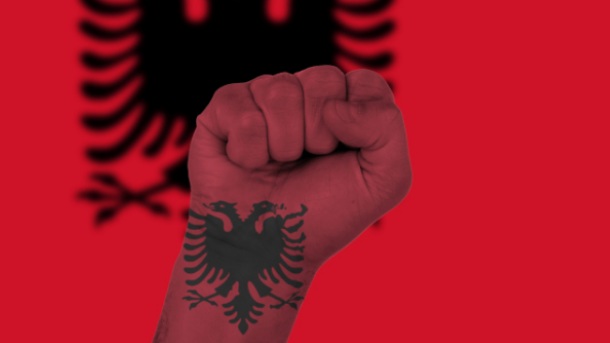 Kosovo: Albanci napravili haos na praznik! (VIDEO)