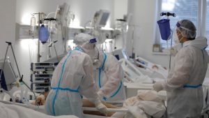 Kosovo: Petoro umrlih i 353 novozaraženih korona virusom, od sutra počinje škola
