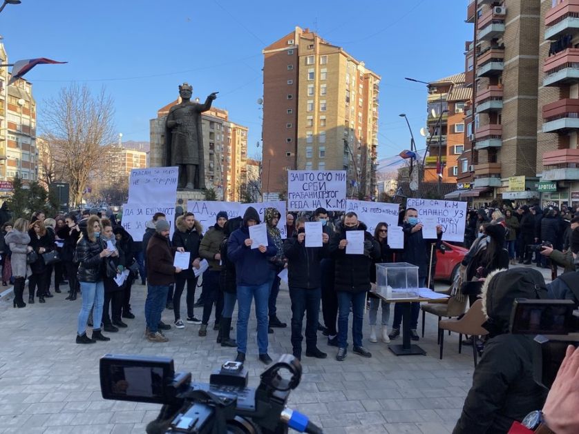 Kosovo i Metohija: Građani u srpskim sredinama naišli na zatvorena birališta