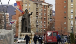 Kosovska policija napadnuta eksplozivnom napravom u severnom delu Mitrovice