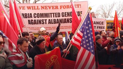 Kosovski Albanci demonstrirali u Beču, traže oslobađanje Haradinaja