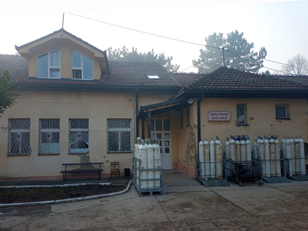 Kovid bolnice Vranje: Jedan pacijent PREMINUO, 60 na KISEONIKU