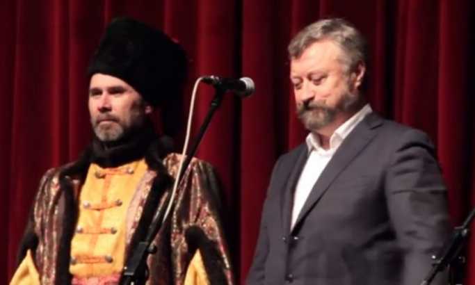 Kozački ansambl Sibirski vitezovi pevao na srpskom (VIDEO)