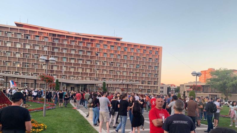 Kragujevac: Predistražni postupak protiv privedenih zbog sumnji na nasilničko ponašanje na protestu