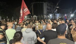 Kragujevčani se okupili na Đačkom trgu na proslavi pobede opozicije: Izviždano pedsednikovo obraćanje