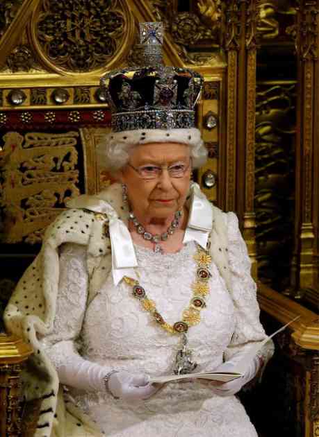 Kraljica Elizabeta Druga slavi 91. rođendan, a ovo NISTE ZNALI O NJOJ (VIDEO)
