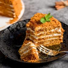 Kremasta, mekana, savršena: Torta koja se topi u ustima - za ovom tortom je poludela omladina: Recept je intrigantan