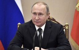 
					Kremlj: Nema planova za sastanak Putina i Trampa 
					
									