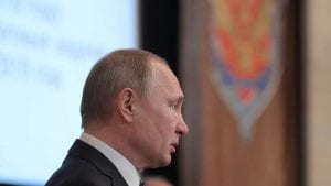 Kremlj: Putin ne gleda karikature i ne čita knjige o sebi