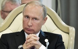 
					Kremlj: Putin u subotu pre Berlina na venčanju šefice austrijske diplomatije 
					
									