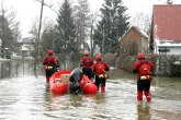 Kritično u Hrvatskoj: Drava preti da se izlije, u Botovu poplavila polja