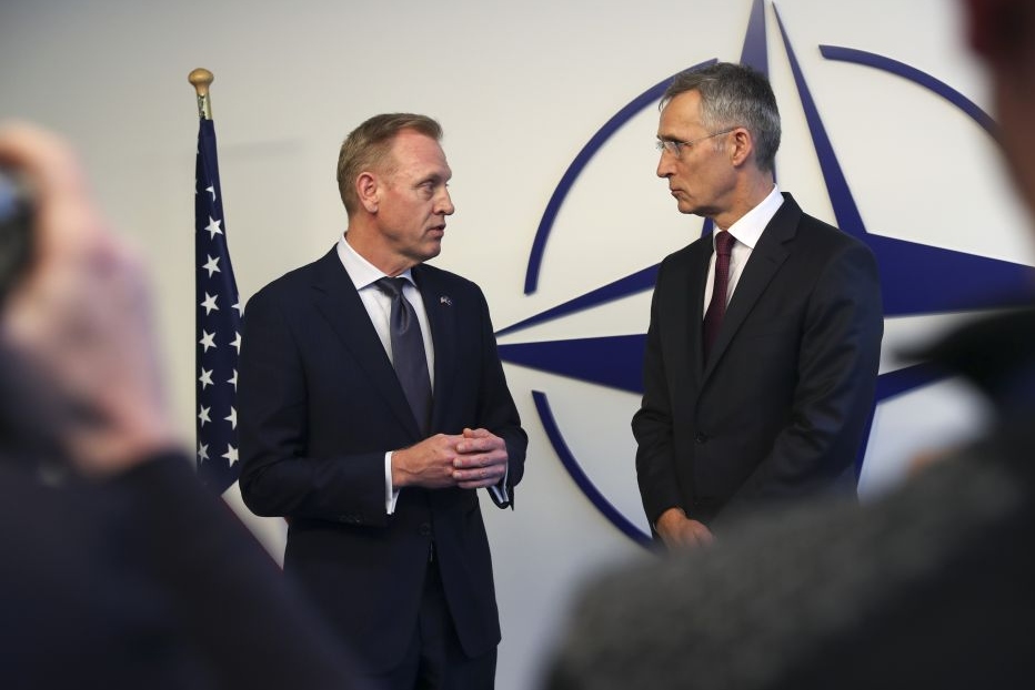 Kronikel Herald: NATO je malj i pretnja svetskom miru