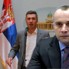 Krsto Janjušević ismejao Obradovića: Od ovog znaka bežiš KAO ĐAVO OD KRSTA! (FOTO)