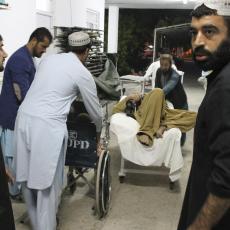 Krvavi NAPAD U Avganistanu: U EKSPLOZIJI 12 mrtvih, 40 ranjenih (FOTO)