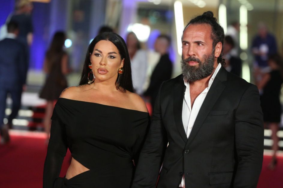 Kućna pomoćnica Seke i Veljka se poverila prijateljima: Ono što ona doživljava....
