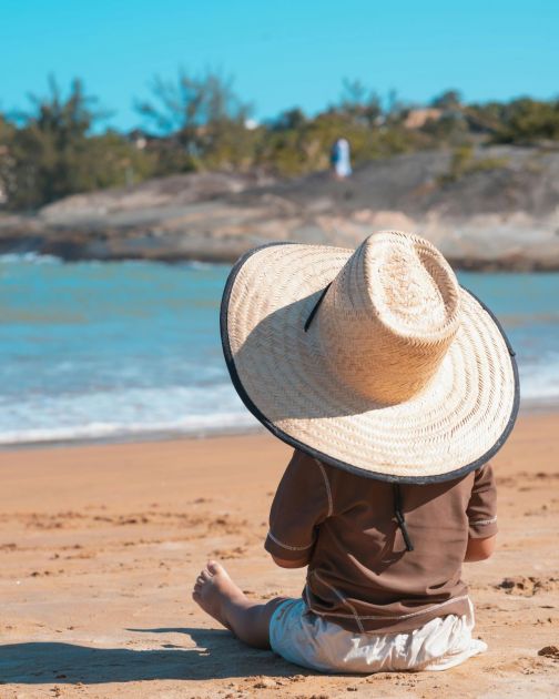 L&Z vodič: Zaštita dece od sunca – kako pravilno zaštititi mališane na plaži?