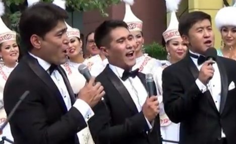 LUCKASTI SMO MI: Pogledajte kako Kazahstanci pevaju pesmu Miroslava Ilića