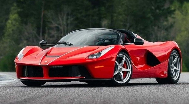 LaFerrari Aperta prodat za 5,3 miliona dolara