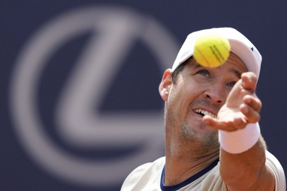 Lajović nadigrao Filsa za polufinale ATP turnira u Barseloni, sledi Cicipas