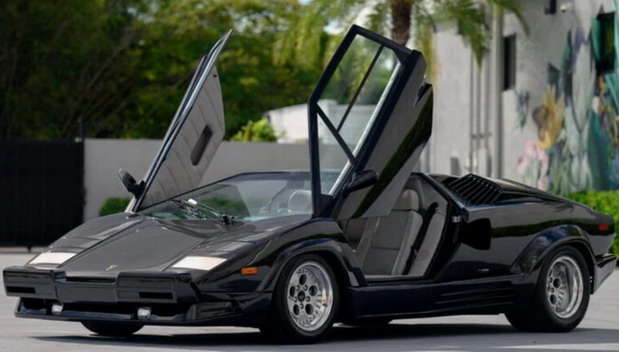 Lamborghini Countach 25th Anniversary Edition bi mogao da bude prodat za milion dolara