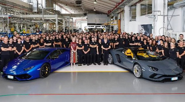 Lamborghini proizveo 8.000 Aventadora i 11.000 Huracana