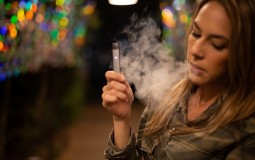 
					Lanac prodavnica Volmart će prestati da prodaje elektronske cigarete u SAD 
					
									