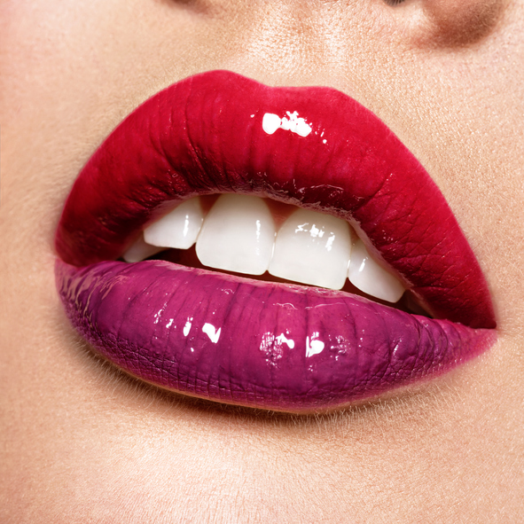 Latex lips je novi makeup trend koji stiže sa mreža – proverite vredi li