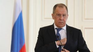 Lavrov: Opasne igre NATO alijanse, Rusija neće sedeti skrštenih ruku