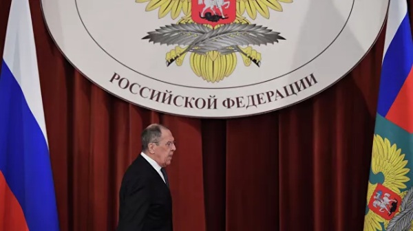 Lavrov: Rusija će oštro i odlučno reagovati na bilo kakve neprijateljske akcije