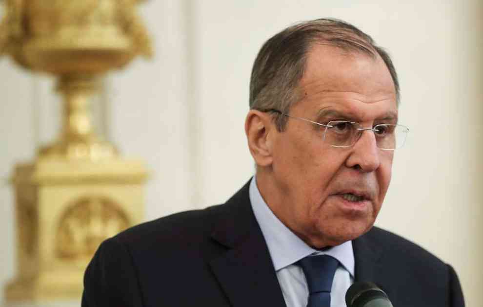 Lavrov: Zapad na grub način gura zemlje Balkana u NATO ne osvrćući se na narode ovih država