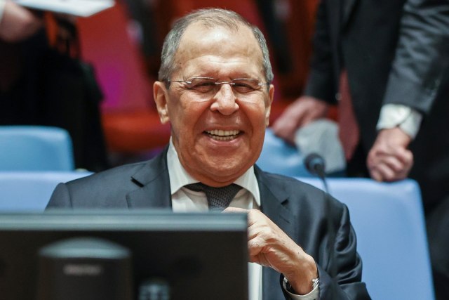 Lavrov se samo iskreno nasmejao; Hit reakcija ruskog ministra na pitanje o NATO-u VIDEO