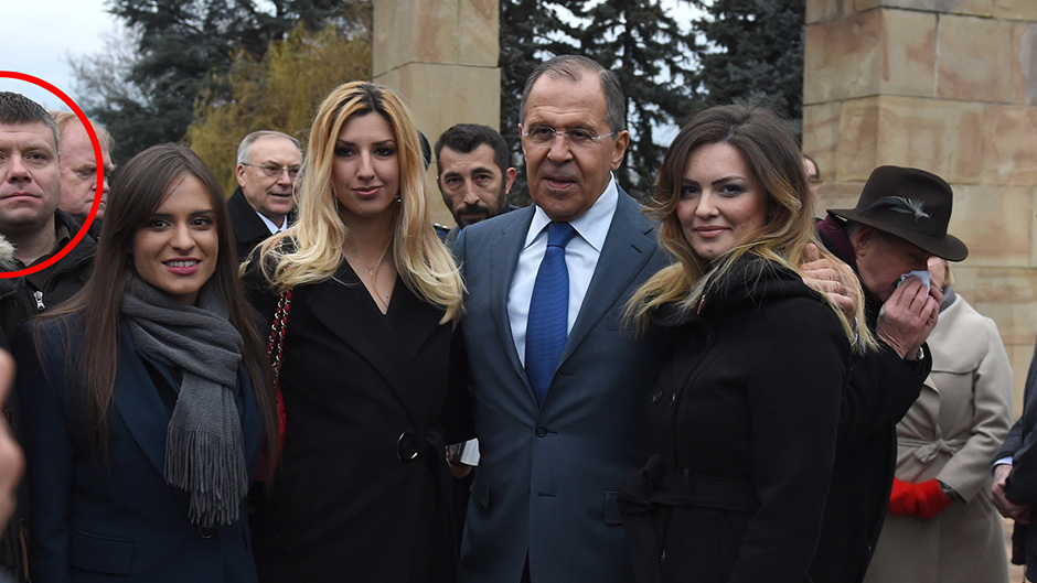 Lavrov se u Srbiji slikao sa osobom sa poternice Interpola