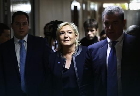 Le Pen: EU će umreti!