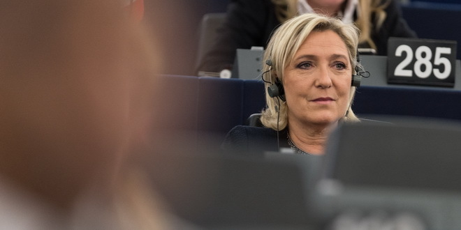 Le Pen: Legitimno pitanje da li je koronavirus pobegao iz neke laboratorije?