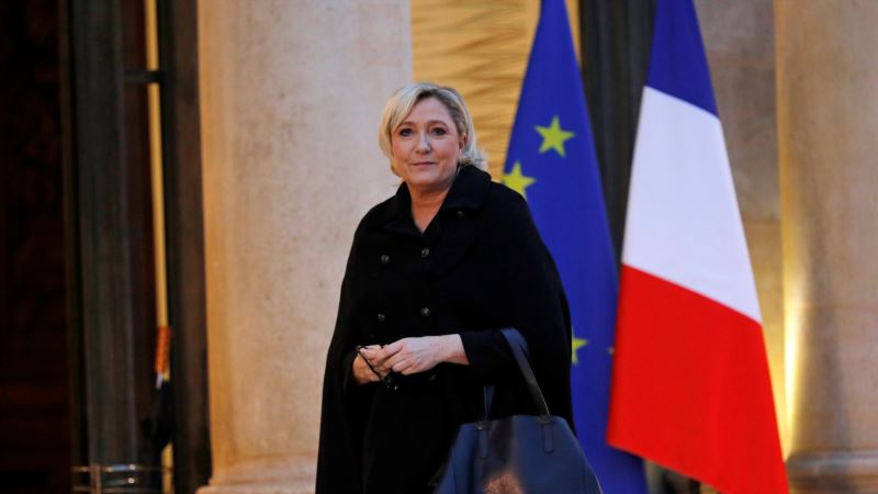 Le Pen: Pakt o migracijama je pakt s đavolom