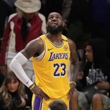 Lebron ponovo u Klivlendu? Džejms je otuđen u Lejkersima, to je sada tim Luke Dončića