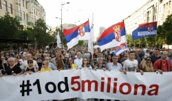 Lečić i Trifunović: Obustaviti proteste, ili su oni jedina oštrica protiv vlasti