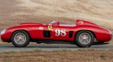 Legendarni Ferrari ide na aukciju FOTO