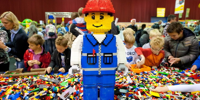 Lego podržava proteste,  povlači policijske komplete
