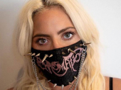 Lejdi Gaga: Budite svoji, ali nosite masku