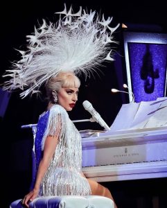 Lejdi Gaga je prošla kroz pakao u tinejdžerskom periodu (FOTO)