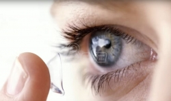 Lekari pronašli 27 kontaktnih sočiva u oku pacijentkinje